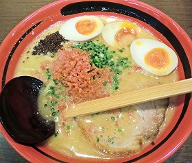 「そのまま」スープの「えびしお」（750円）